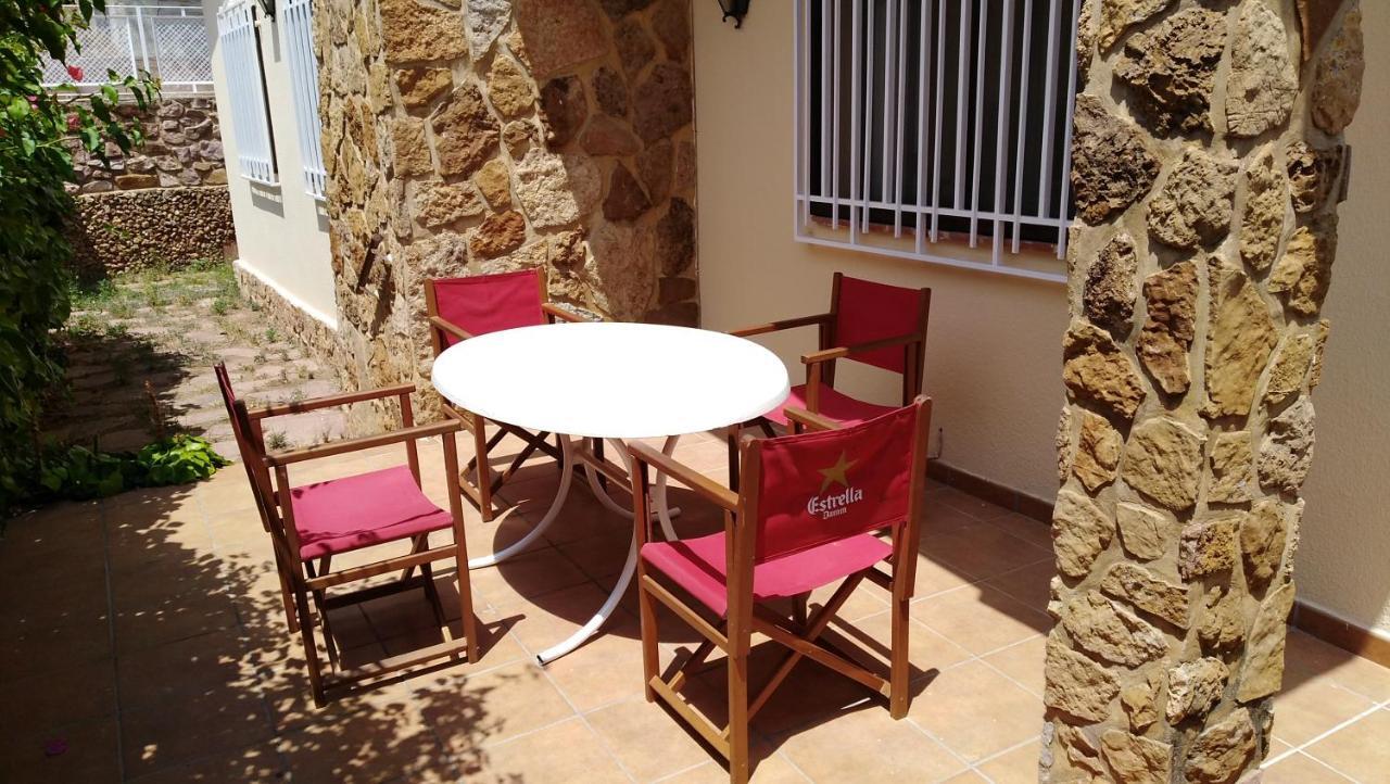 Chalet Montprats, Serra Esterno foto